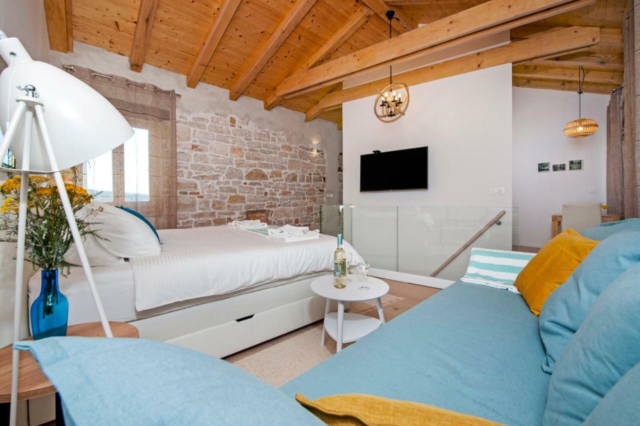 Adriatic Seaview studio 2 Rovigno Esterno foto